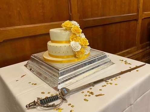 Customer review golden wedding cake