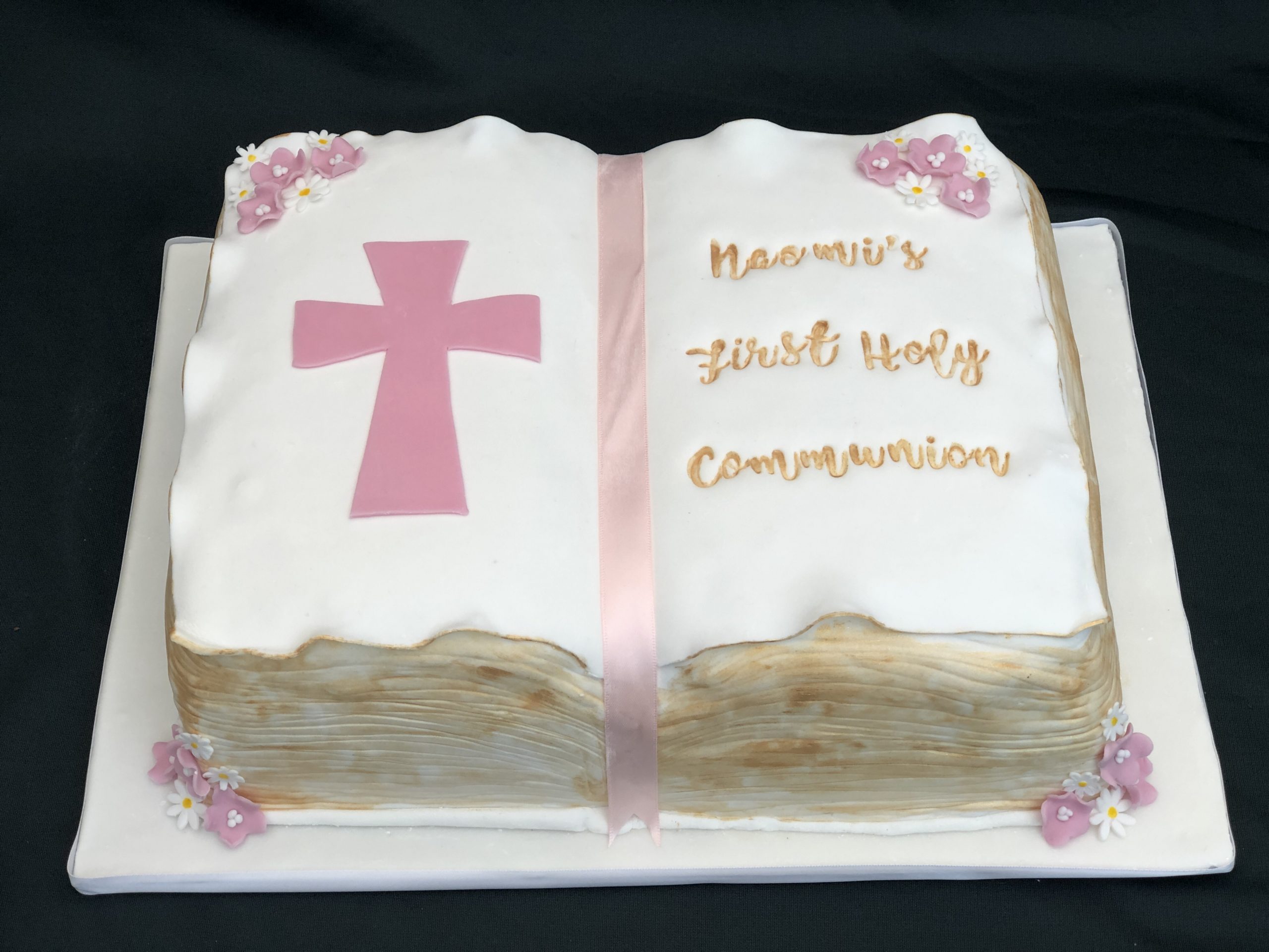 Holy-Communion-Cake