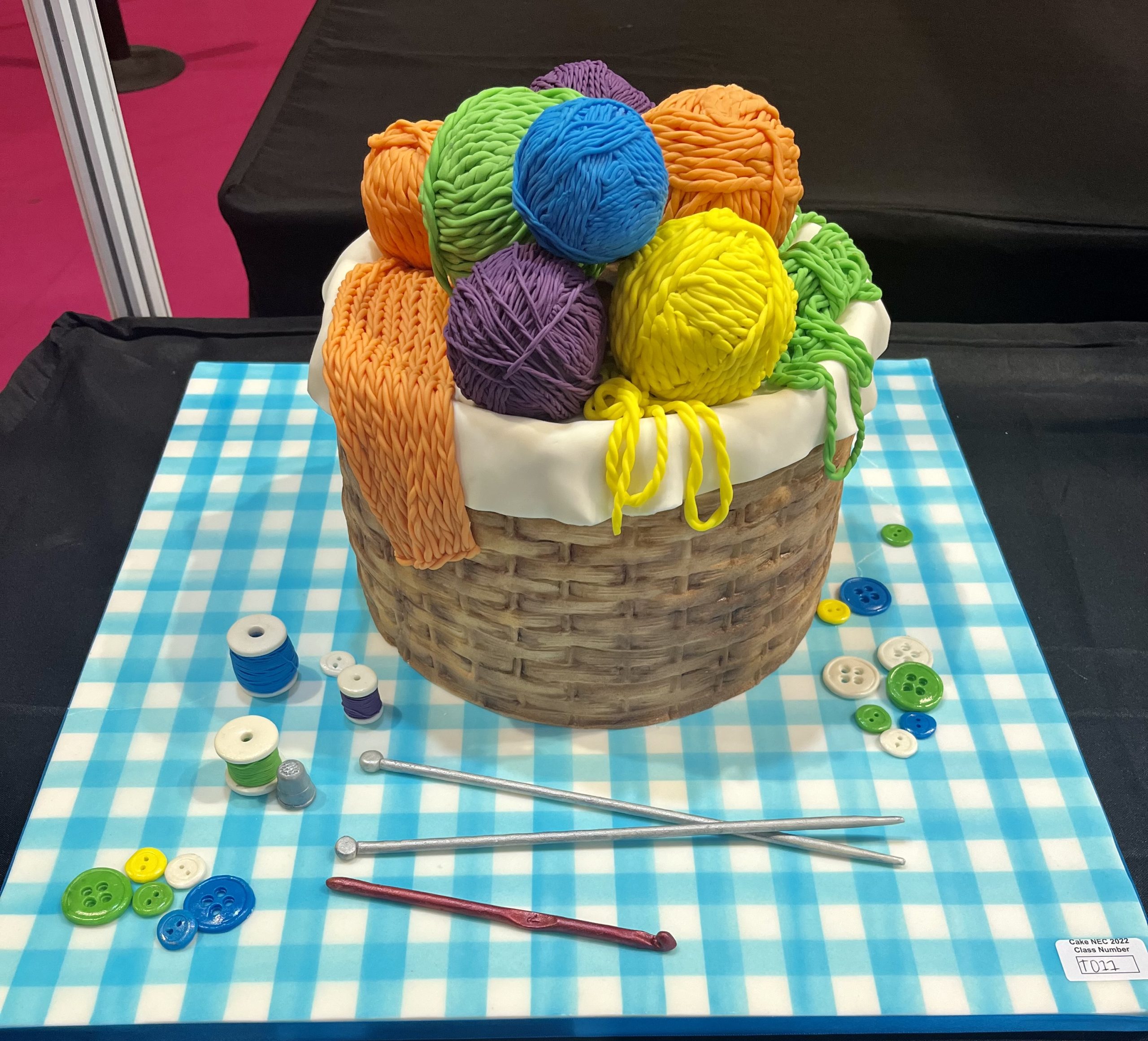 Illusion wool basket competition cake